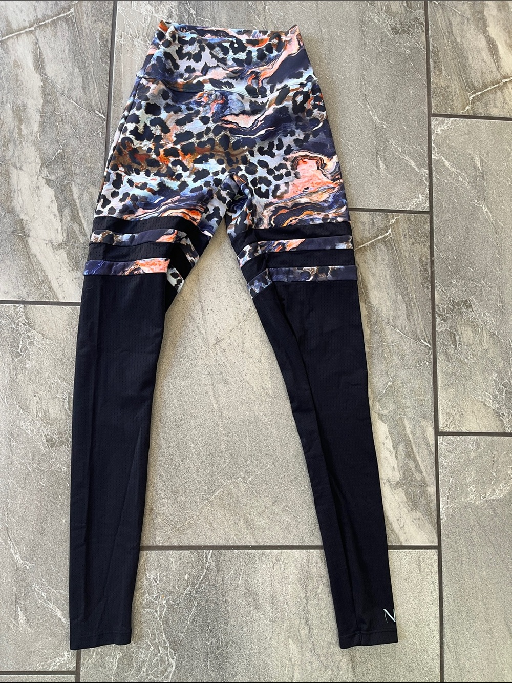 🖤 Leggings Scrunched Butt High Waist Leopard Thigh High Stripe Size XS Mesh